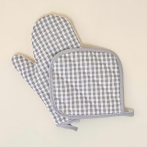 Kuhinjski set - rukavica i podmetač KARO-SIVOI BELI KVADRATIĆI