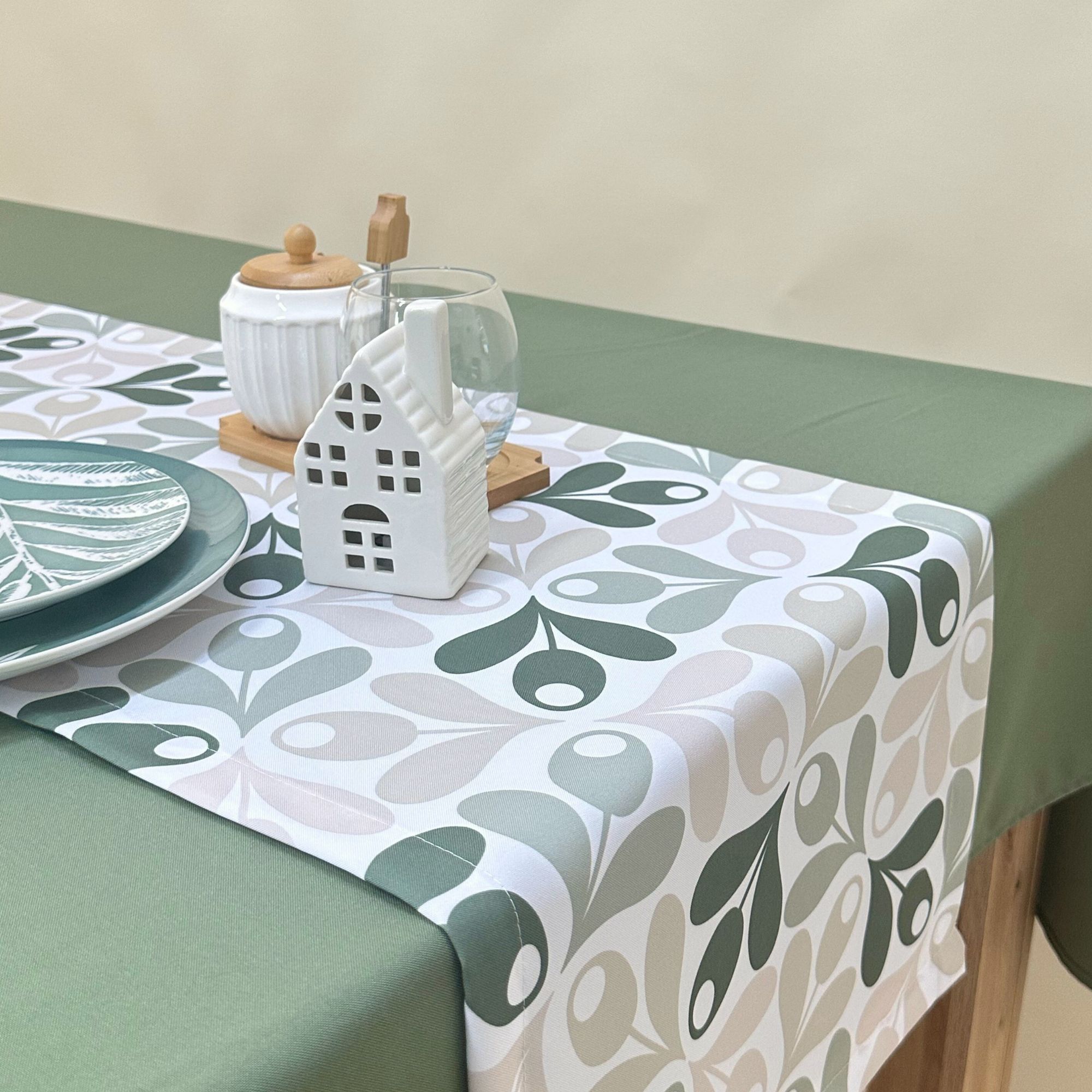 Set Stolnjak + raner 4